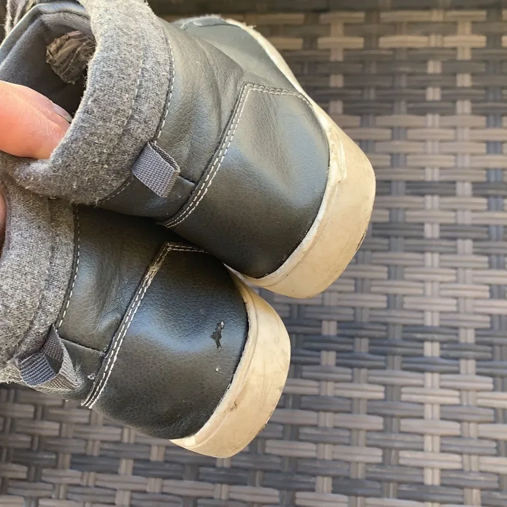 Boy sneakers